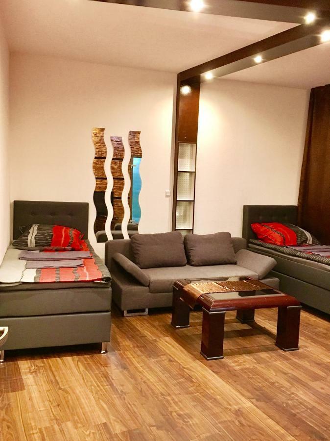 Studio Appartement Zentrum City Hauptbahnhof Nürnberg Eksteriør bilde